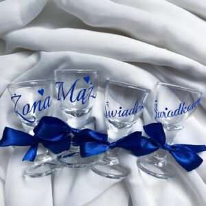 Kieliszki weselne do wódki na stopce 10 ml oszukane kieliszki z Twoim napisem 4 szt