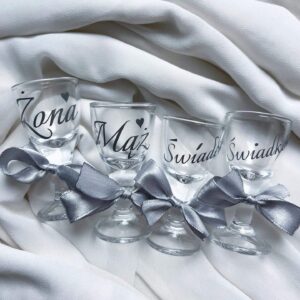 Kieliszki weselne do wódki na stopce 10 ml oszukane kieliszki z Twoim napisem 4 szt