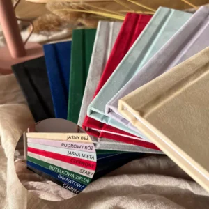 KOLOR WELUROWEJ KSIĘGI