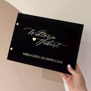 Księga gości z ankietami i miejscem na zdjęcie welurowa, 100 stron, serce