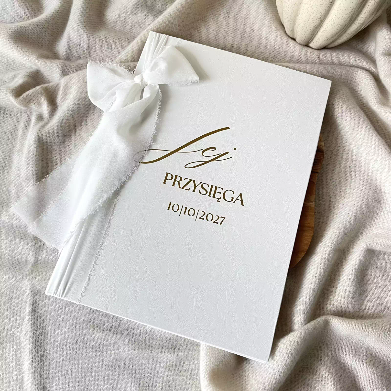 Okładka na przysięgę małżeńską, personalizowana, biała Okładka na przysięgę małżeńską, personalizowana, biała
