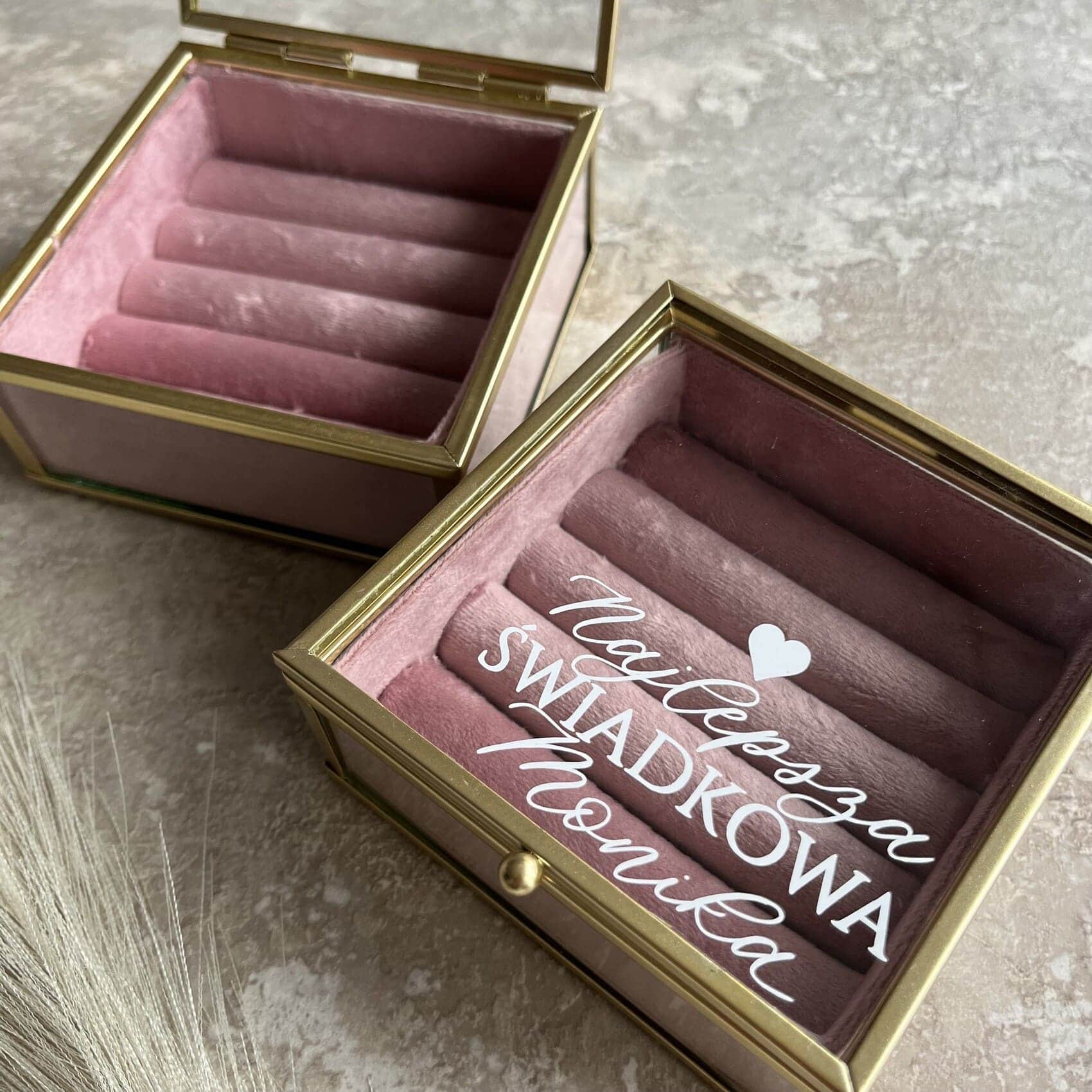 Szkatułka na biżuterię, prezent dla niej Szkatułka na biżuterię, prezent dla niej