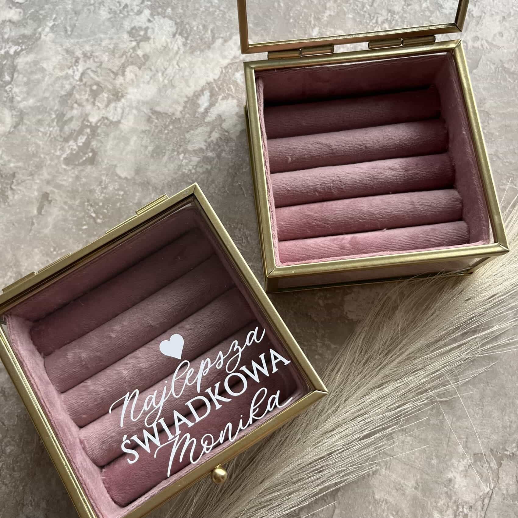 Szkatułka na biżuterię, prezent dla niej Szkatułka na biżuterię, prezent dla niej