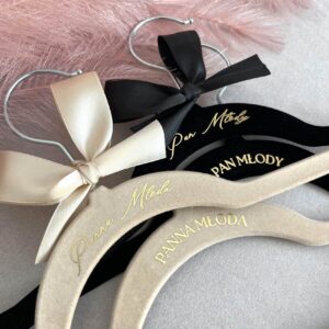 Wieszaki dla Pary Młodej ze wstążką, welurowe Wieszaki dla Pary Młodej ze wstążką, welurowe