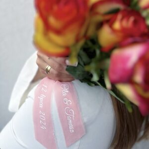 Personalizowana wstążka szyfonowa do bukietu ślubnego